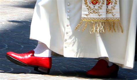 the popes shoes|pope benedict shoes meaning.